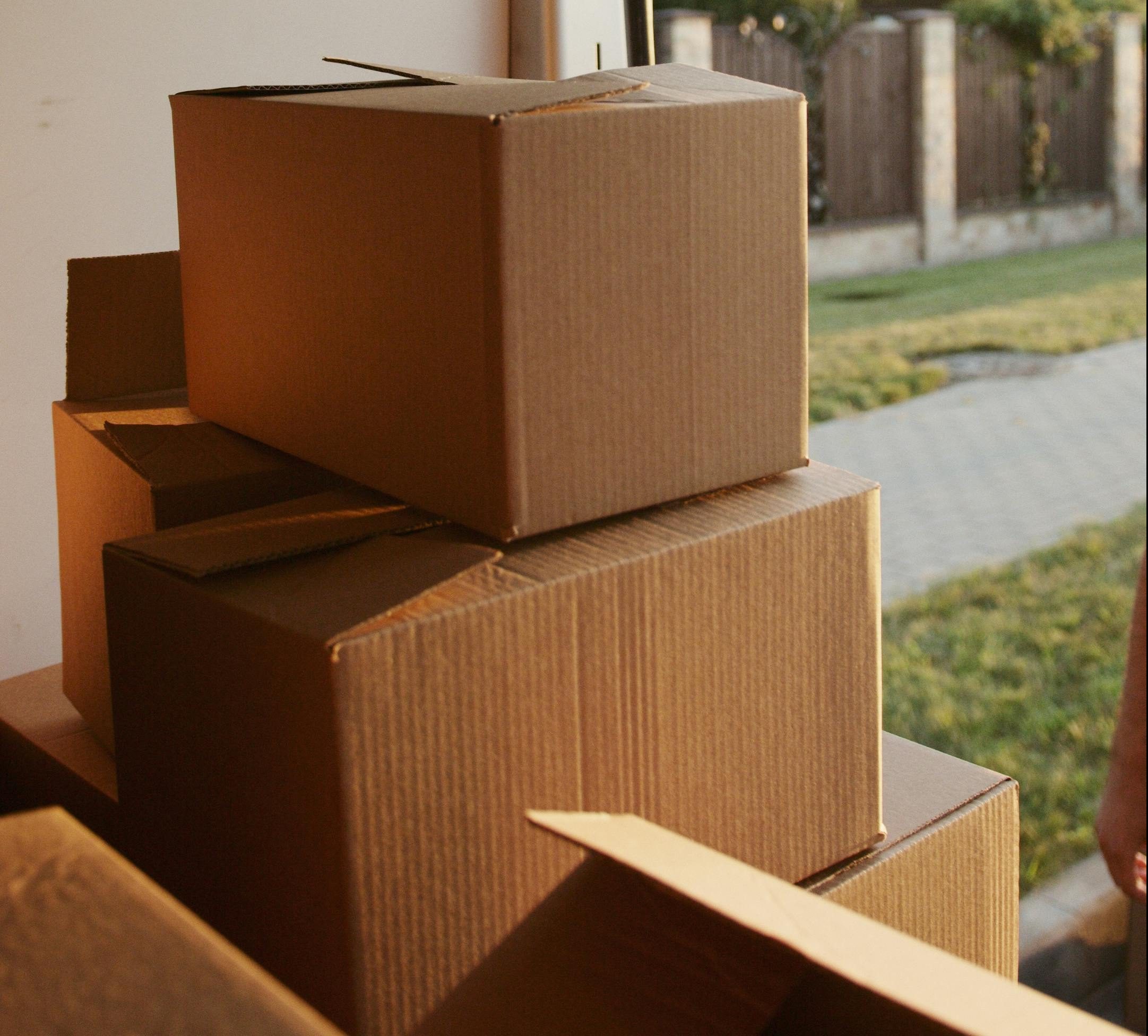 pexels-artempodrez-5025512